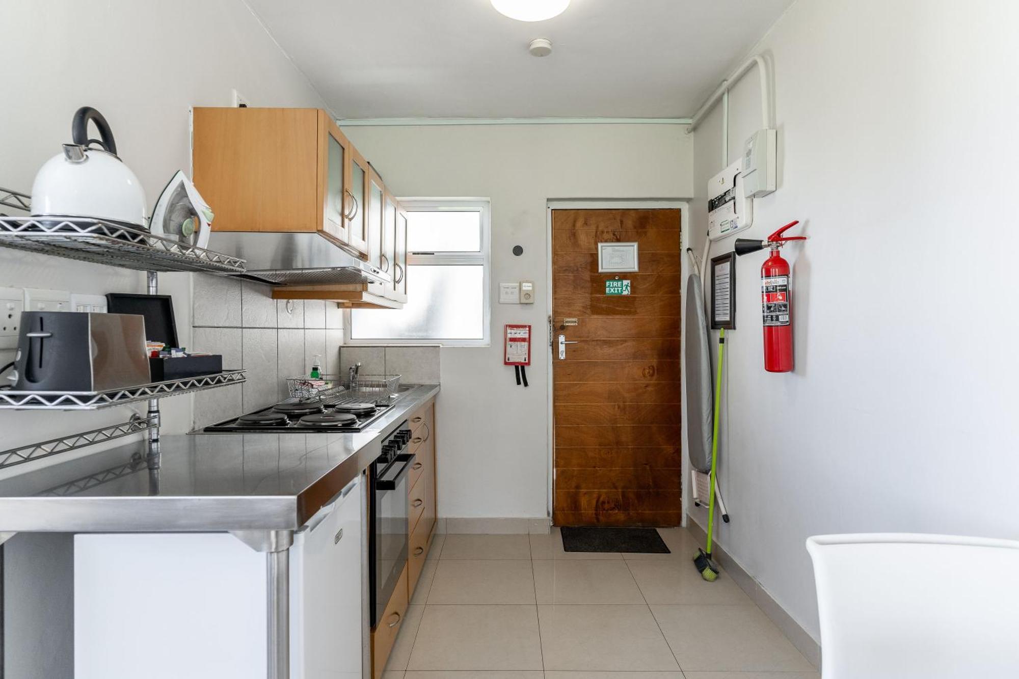 Mouille Point Places - Studios & Apartments Cape Town Room photo